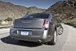Chrysler 300C 2011 года